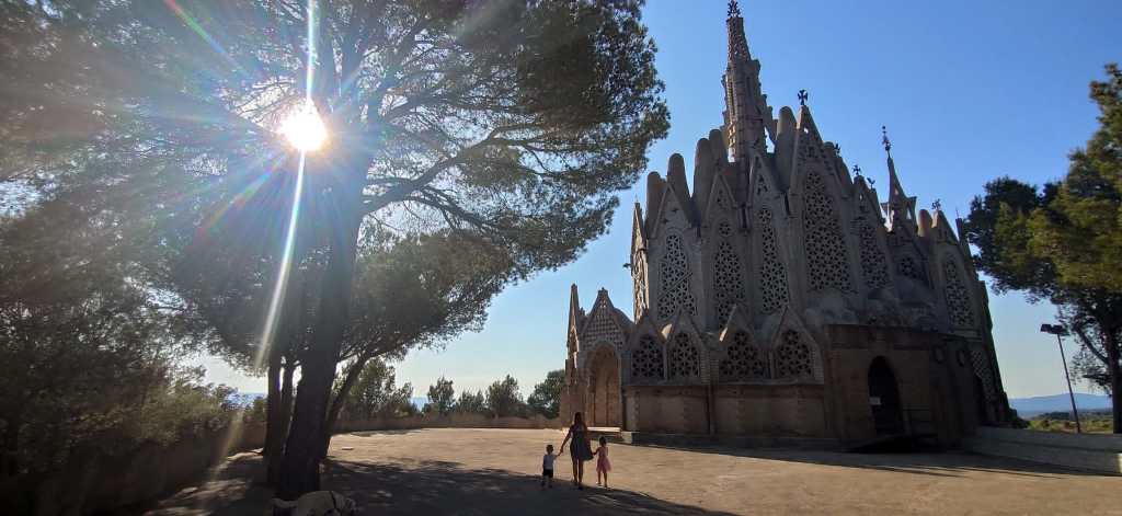 Montferri: Descubre el santuario modernista más&nbsp;espectacular