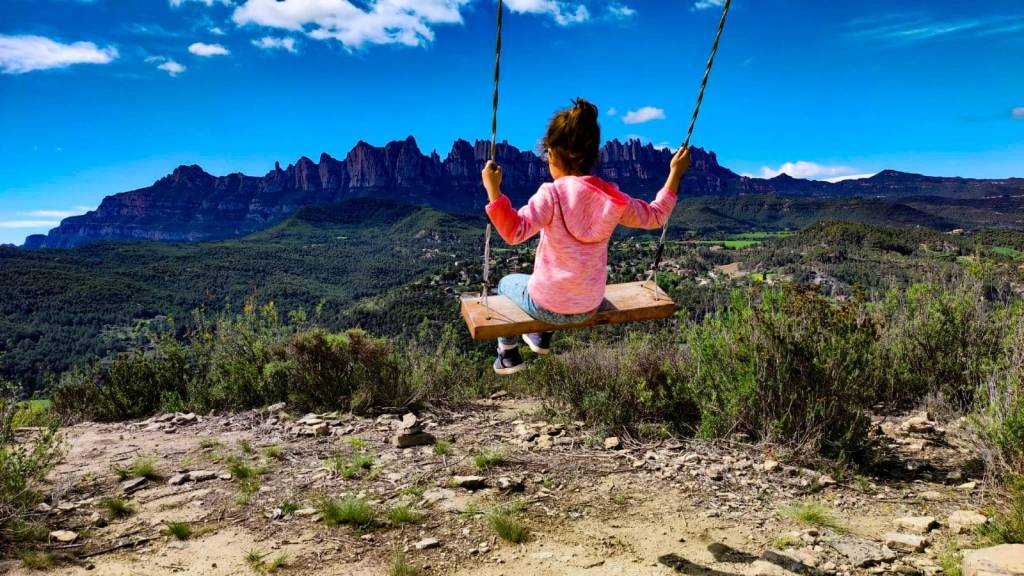 COLUMPIO MIRADOR CON VISTAS A&nbsp;MONTSERRAT