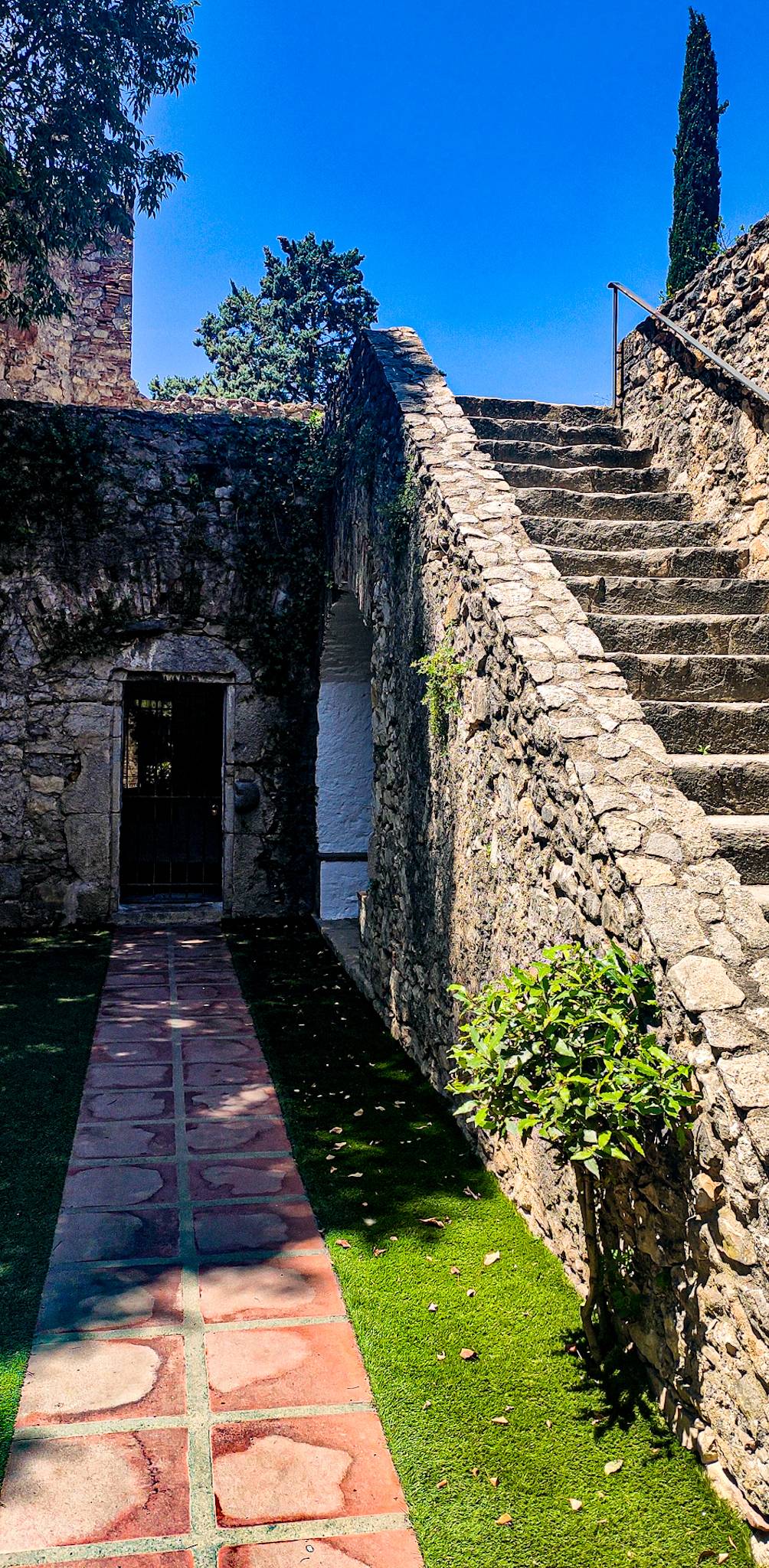 Detalle muralla de Girona