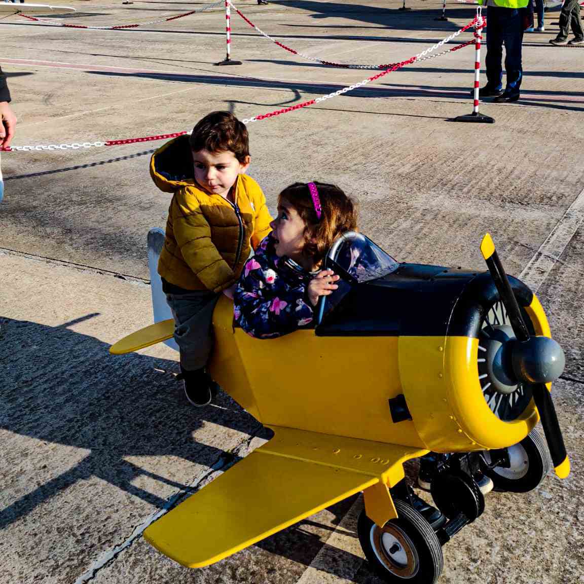 Aeròdrom de Sabadell portes obertes_avio infantil