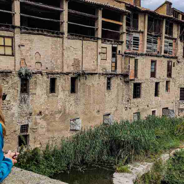 Vic adoberies imagen desde el río