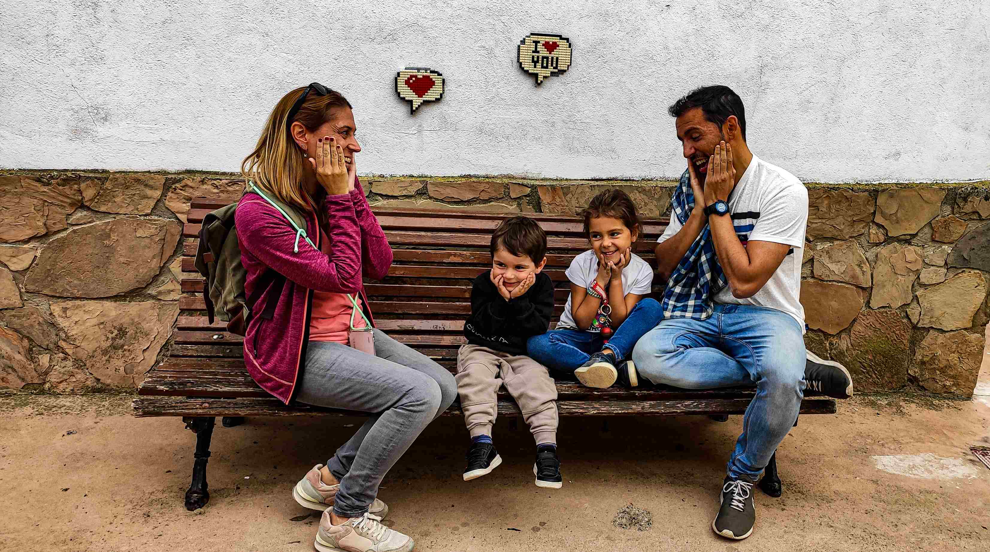 Penelles - street art banc