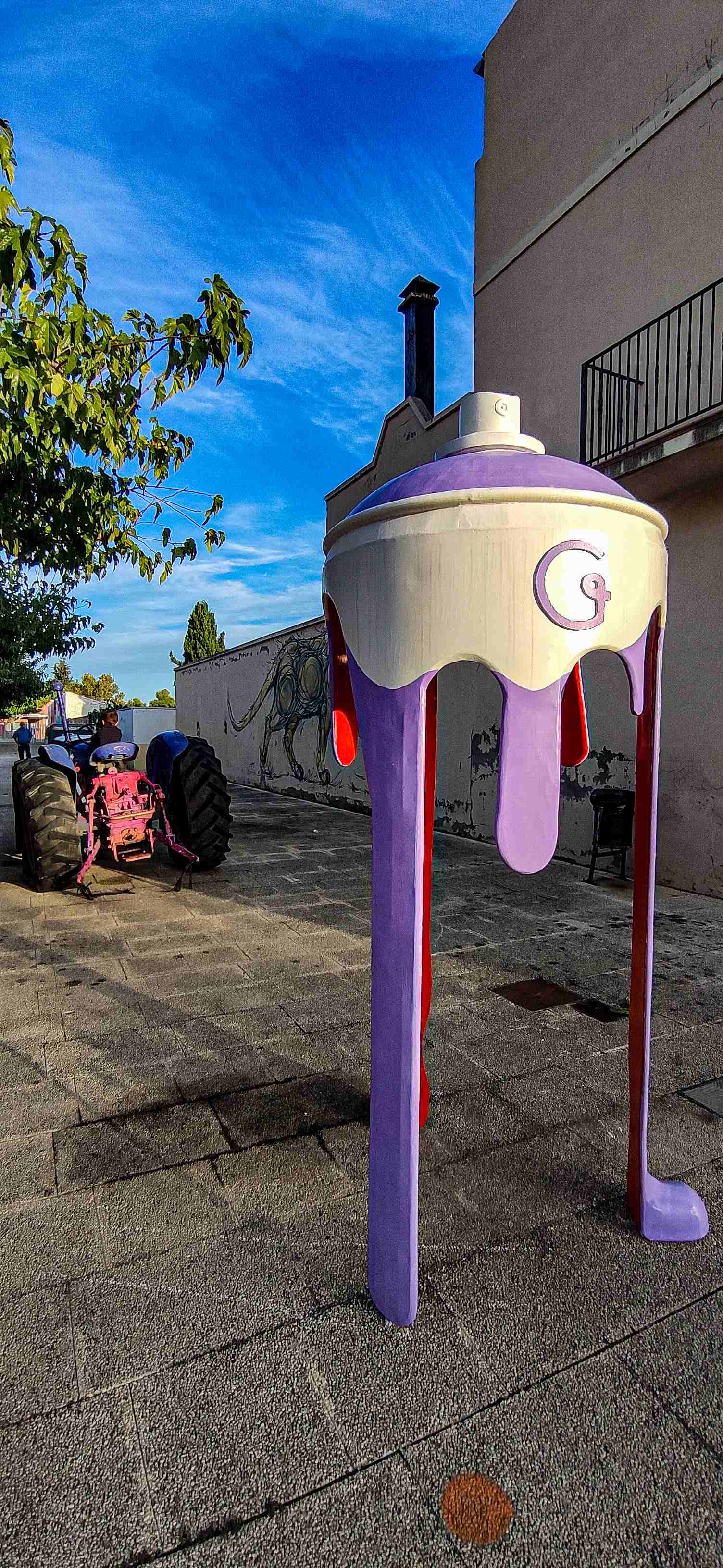 Penelles - street art pintura