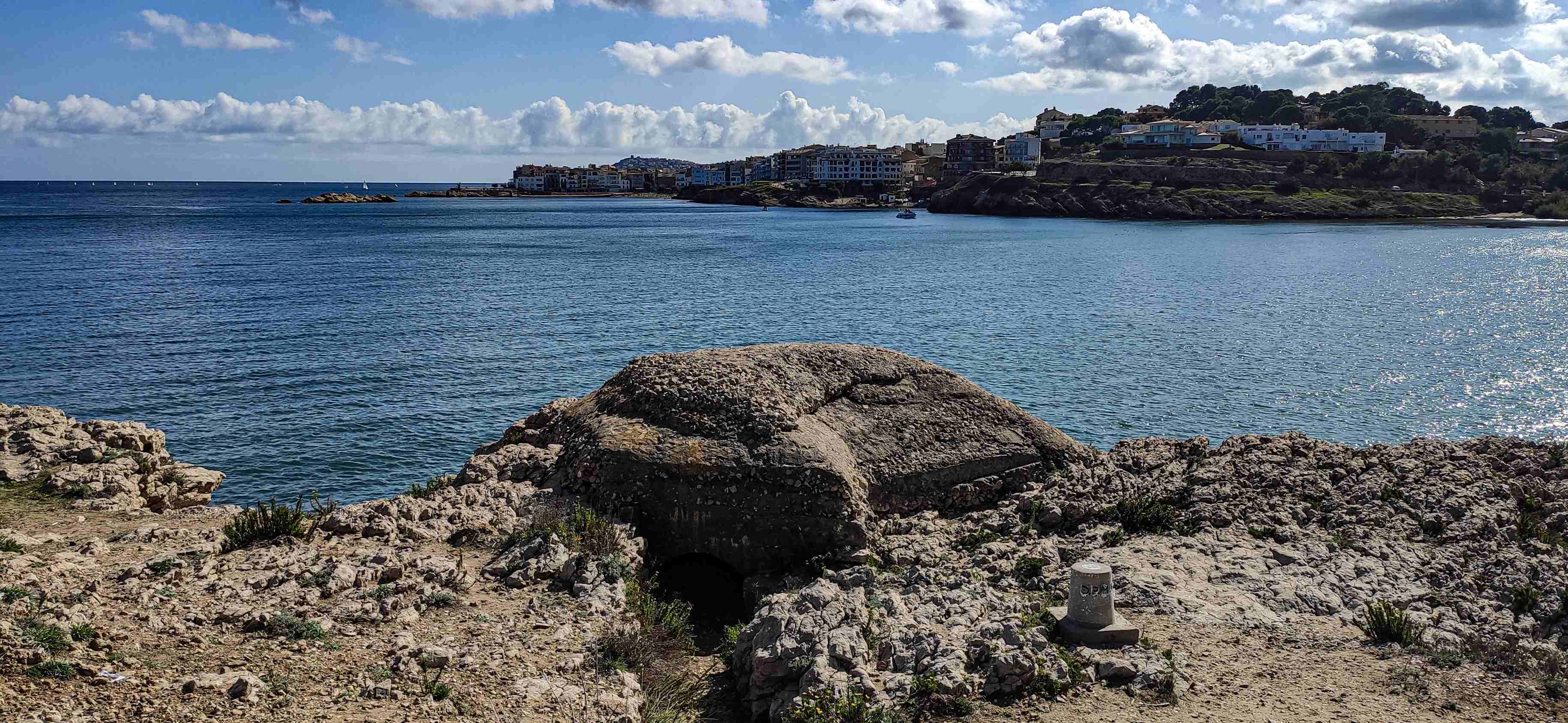 Camí de ronda l'Escala - Búnker part posterior
