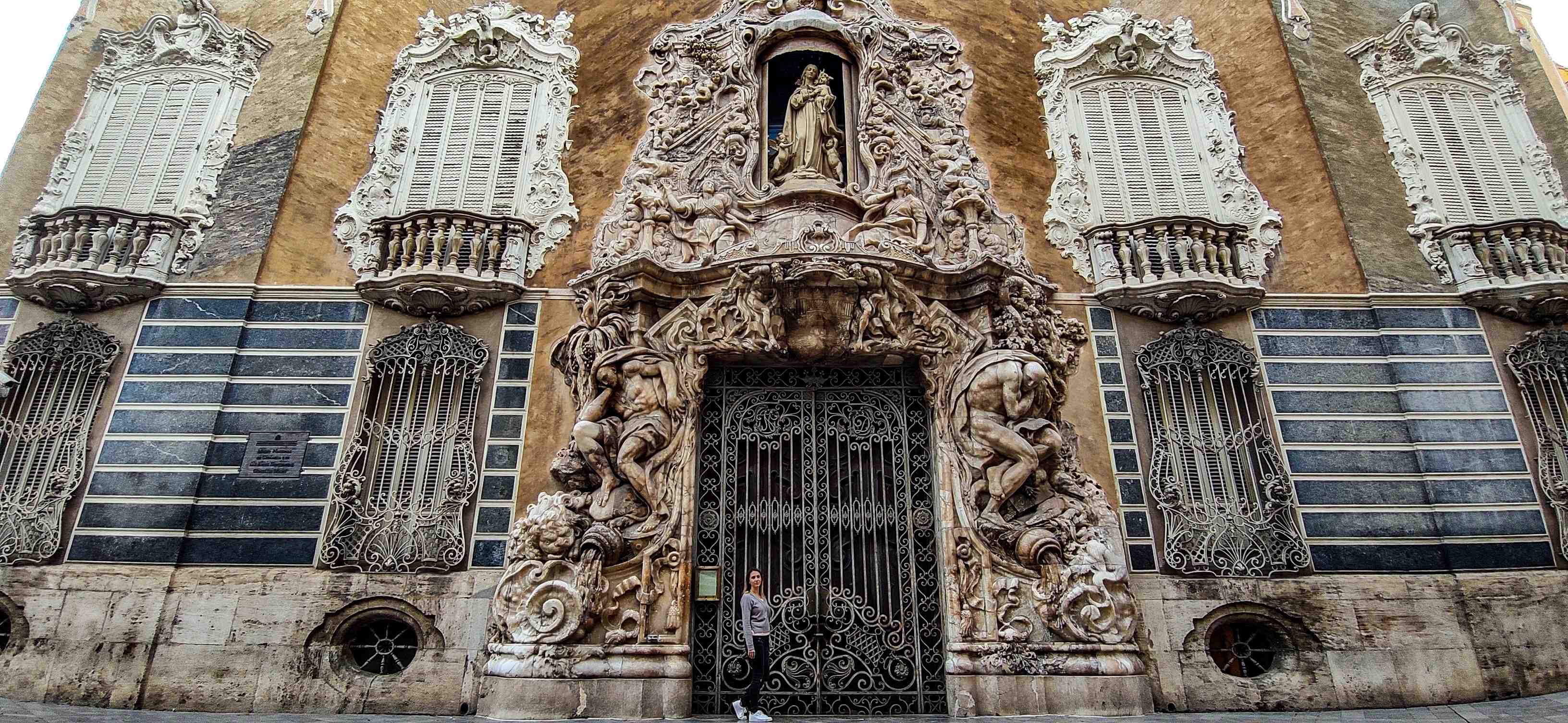 València - Palacio del marques de dos aguas entrada