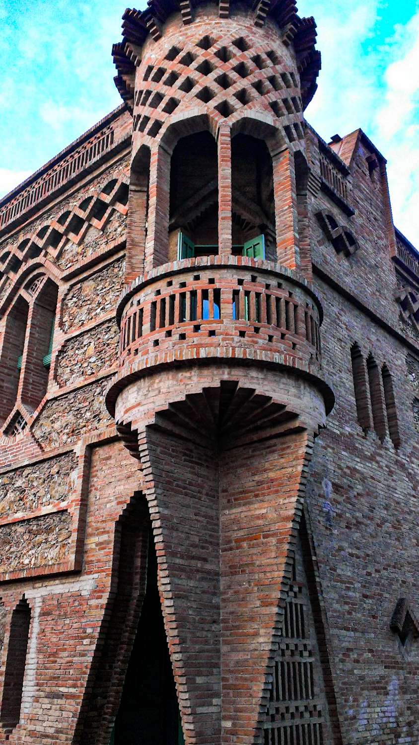 Colonia Guell Santa Coloma de Cervelló