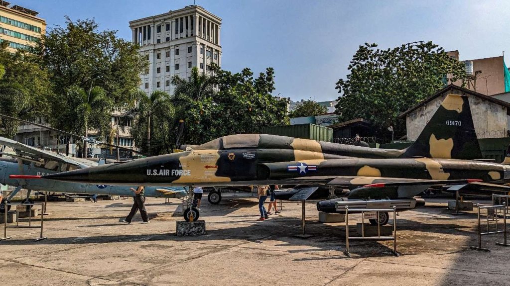 Vietnam - Ho Chi Minh - Museo de la Guerra - Avion us airforce