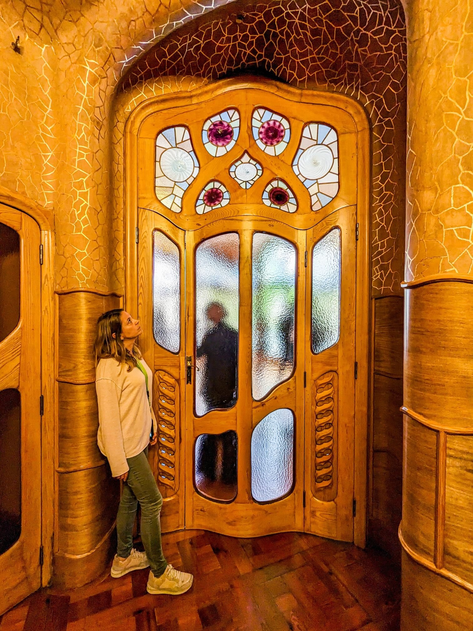 Gaudí - Casa Batlló - Barcelona - Puerta planta principal