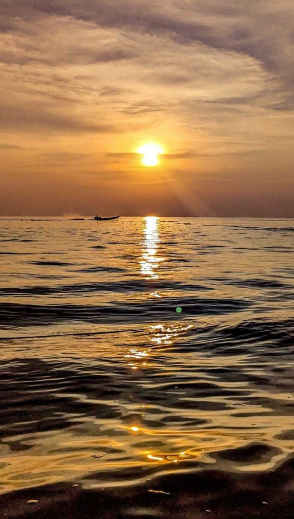 Camboya - Lago Tonle - Puesta de sol