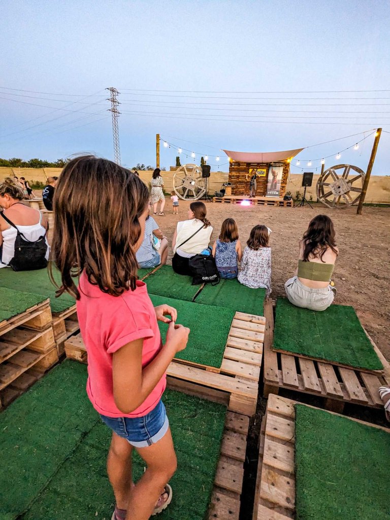 Roda de Barà - Flower Market - zona de concerts