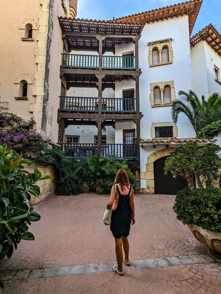Roc de Sant Gaietà - Tarragonés - Detalles arquitectónicos interiores