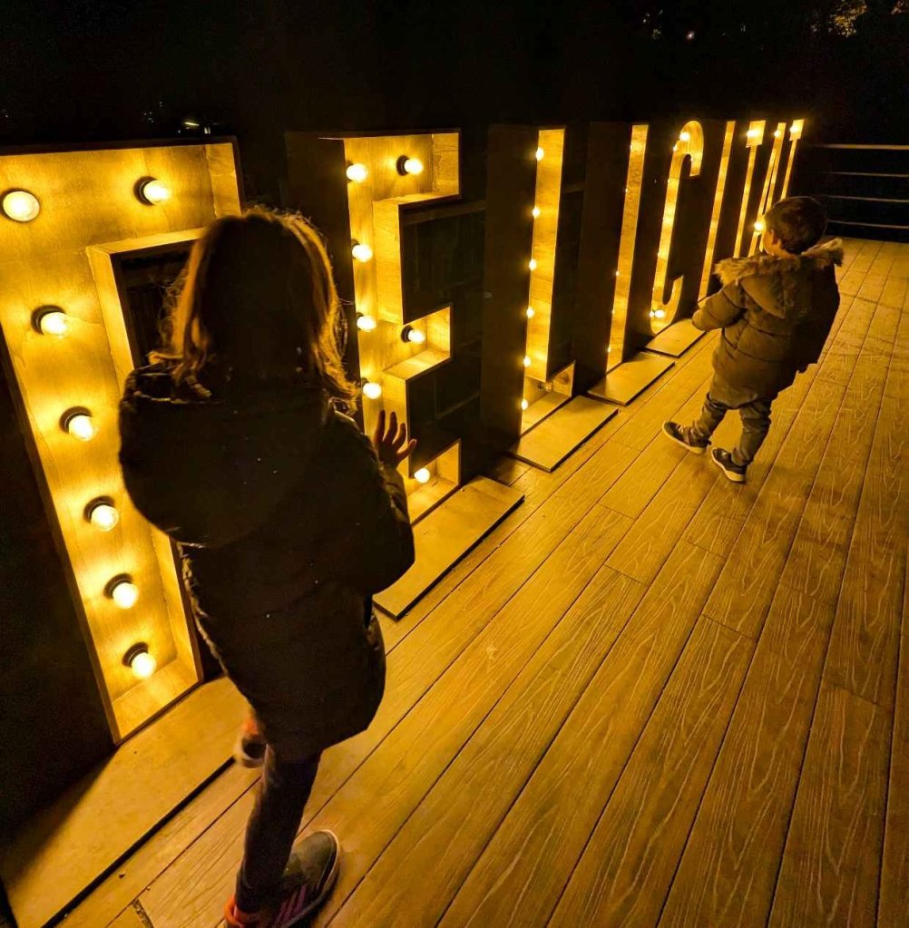Poble Espanyol - Natalis - Luces de navidad
