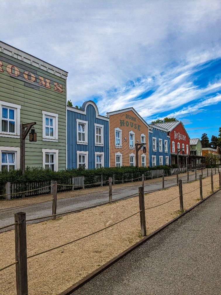 Parque Disneyland - Hotel Cheyenne