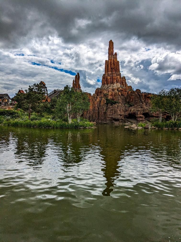 Parque Disneyland - Atracción tren minero