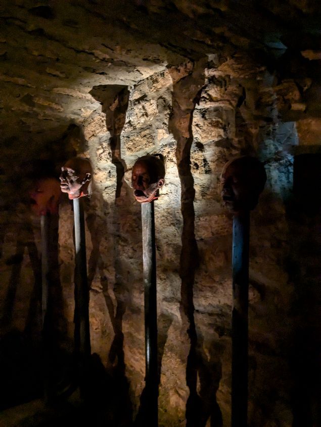 Budapest - Laberinto del castillo de Buda - Parte dedicada a Drácula