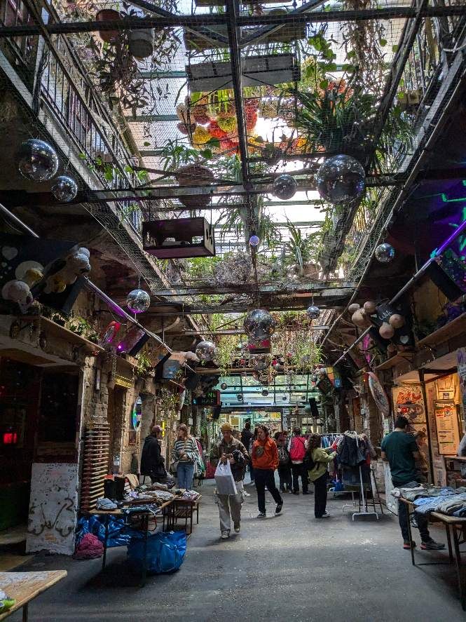 Budapest - Szimpla Kert RUIN BAR