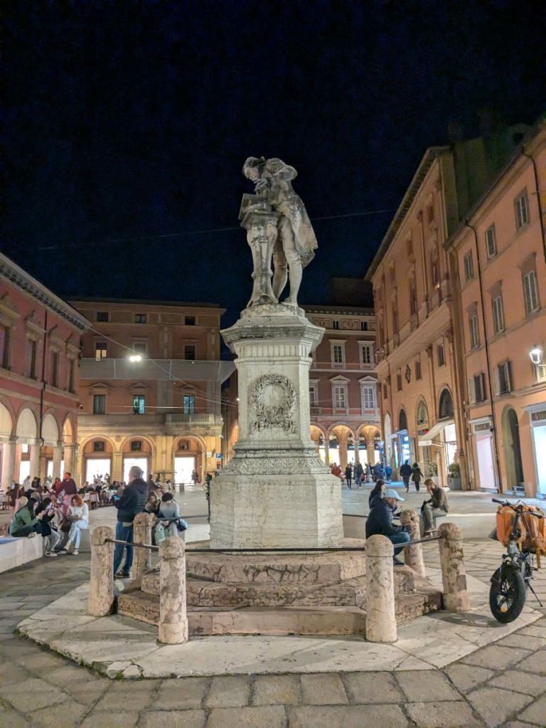 Bolonia - Plazas llenas de encanto