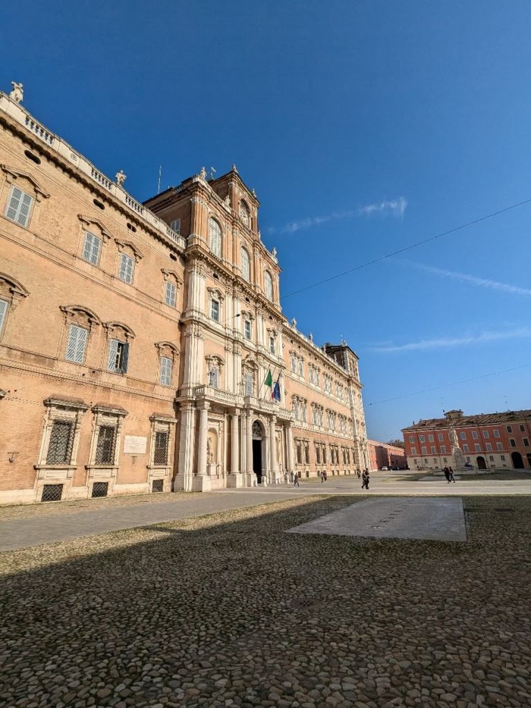 Módena - Palazzo Ducale, fachada exterior